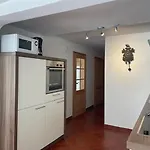 Lägenhet 1 *