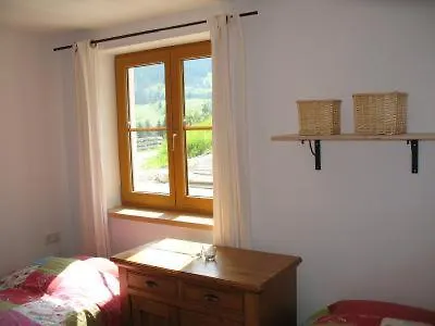 Apartment Top 1 *