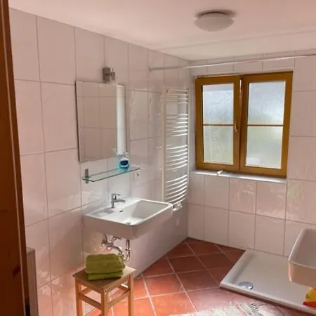 Top 1 Apartment